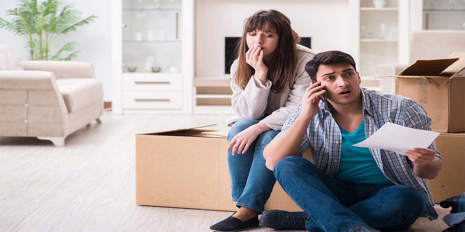 concerned couple trying to avoid foreclosure